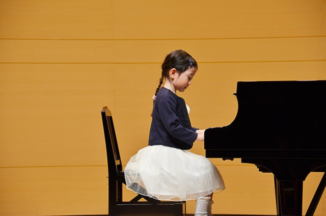 piano happyoukai kamigata kodomo kantan